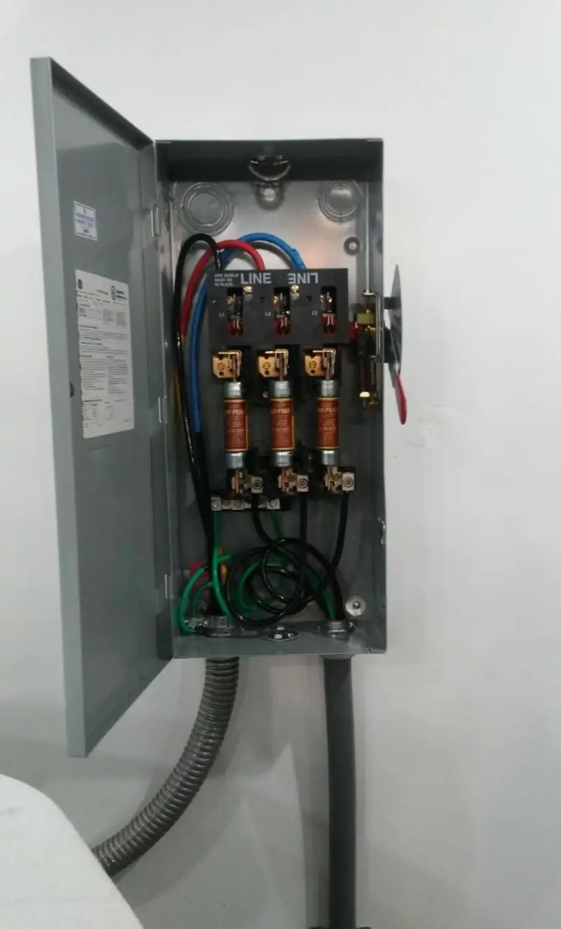 Three-phase disconnect switch installed for Electrical Wiring & Rewiring in Belle Isle